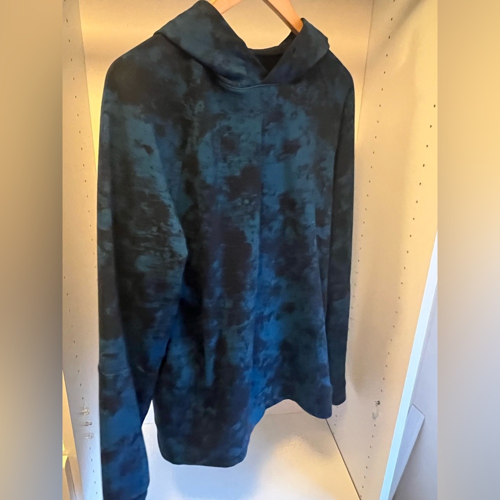 Men's Lululemon Hoodie